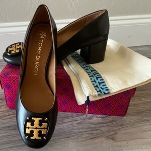 Tory Burch shoes size 9, new